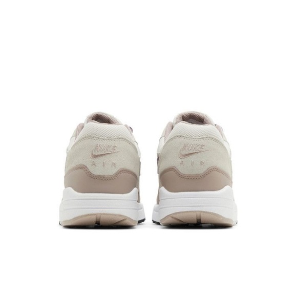 Nike Men’s Nike Air Max 1 SC
Light Bone/Phantom/ Diffused Taupe/Violet Dust - Picture 8 of 14